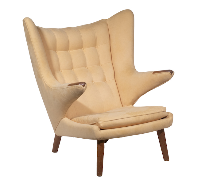 Papa Bear chair by Hans Wegner, estimated at $6,000-$8,000. Image courtesy of Thomaston Place Auction Galleries