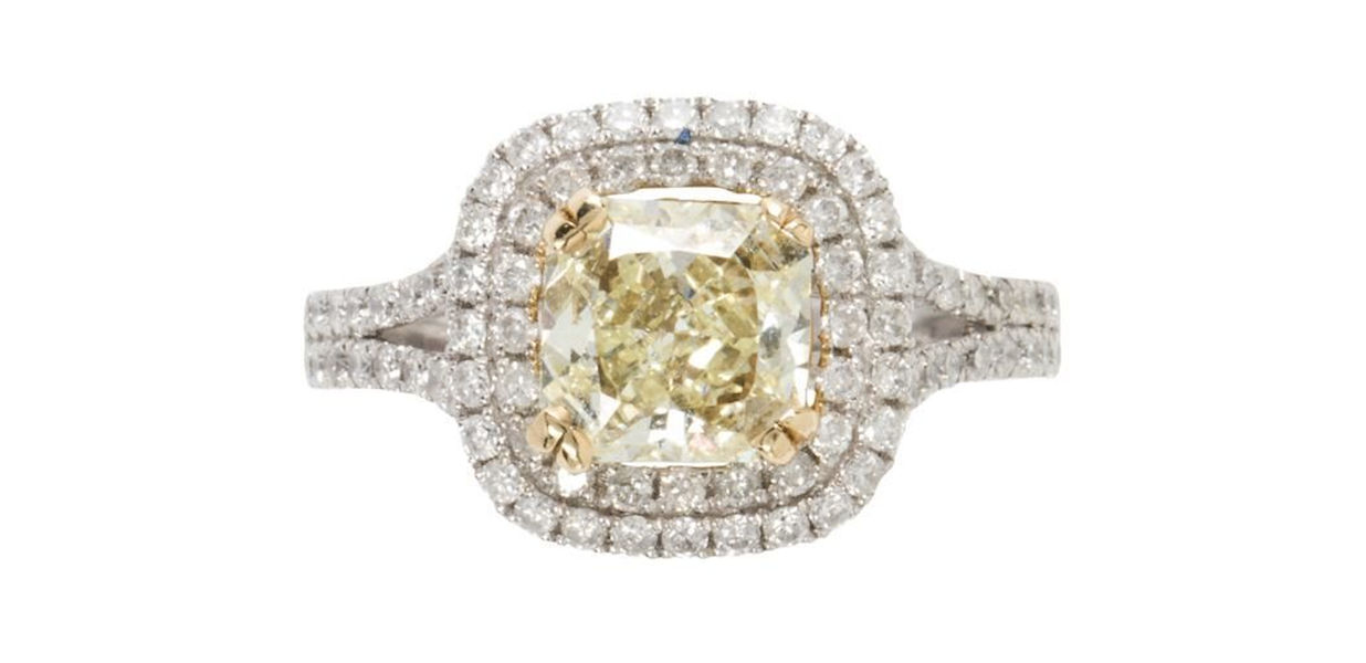 14K white gold, yellow diamond and diamond ring, estimated at $4,000-$6,000. Image courtesy of Clars Auction Gallery and LiveAuctioneers