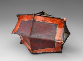 June Schwarcz (1918–2015), ‘Harlequin Hat Vessel (#2172),’ 2000. Electroformed copper foil, enamel, fire scale. Collection of Forrest L. Merrill. L2023.0601.026. Image courtesy of the SFO Museum