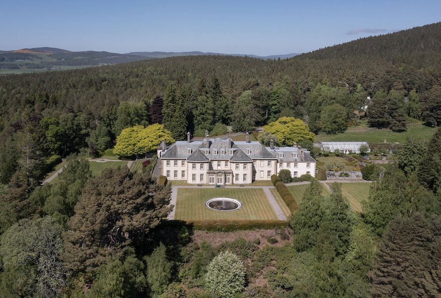 A private tree-lined driveway leads to the handsome century-old mansion in the Scottish highlands that Bob Dylan has listed for a sum in excess of $3.9 million. Image courtesy of Knight Frank and TopTenRealEstateDeals.com