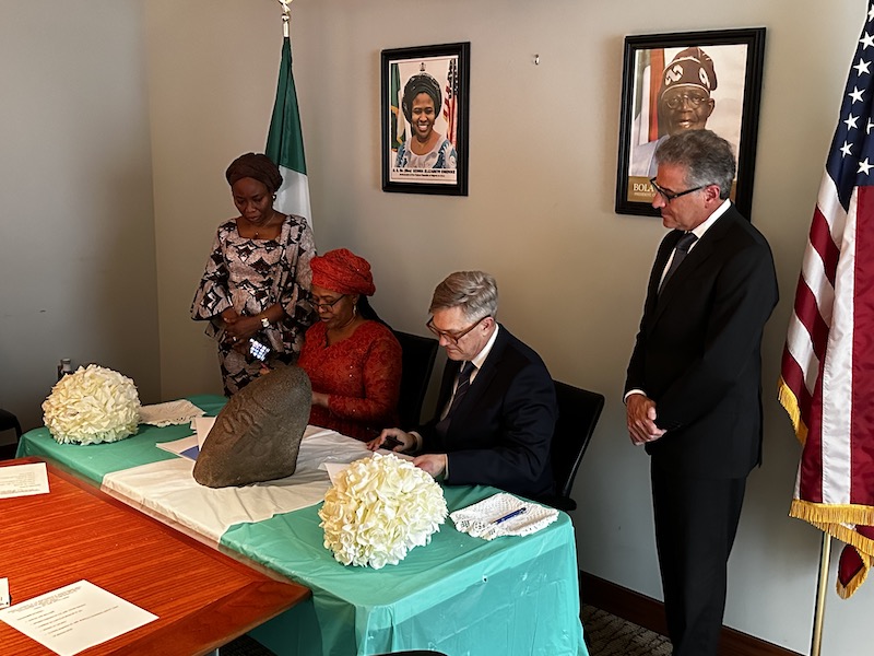 Ownership of the Bakor monolith was transferred in a June 23 repatriation ceremony held at the Nigerian Embassy in Washington, D.C., attended by officials from Nigeria and the museum. Image courtesy of the Chrysler Museum of Art