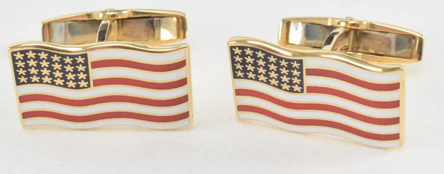 A pair of 18K gold and enamel cufflinks in the form of American flags earned $1,300 plus the buyer’s premium in September 2021. Image courtesy of Tremont Auctions and LiveAuctioneers.