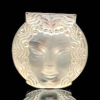 The last Lalique’s personal collection heads to Lion and Unicorn Sept. 10
