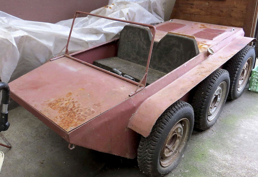 GDR-made all-terrain-vehicle with Trabant engine, estimated at €100-€130 ($109-$142). Image courtesy of Historia Auctionata and LiveAuctioneers