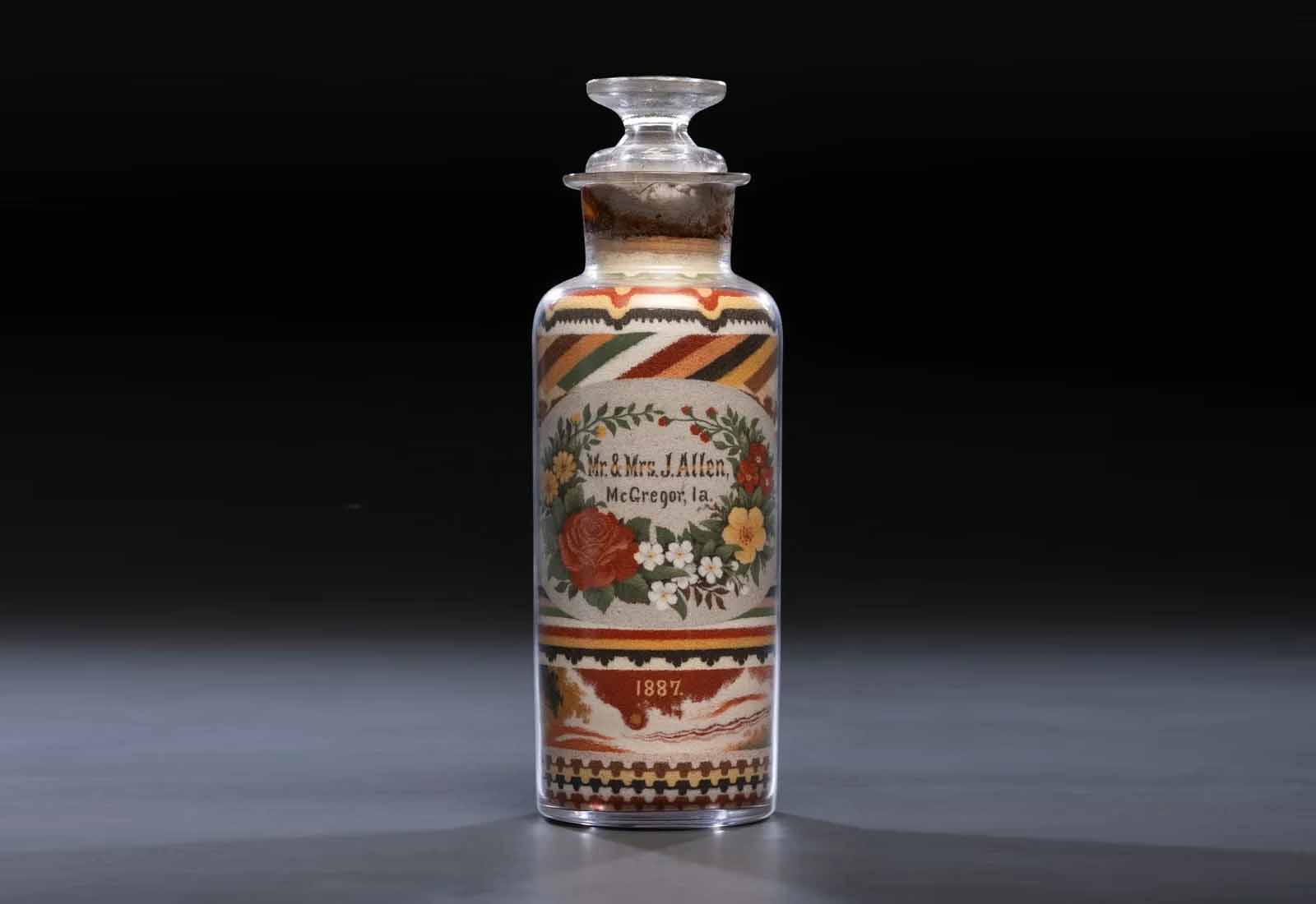 1887 Andrew Clemens sand bottle first among offerings at Hindman&#8217;s Oct. 4 auction