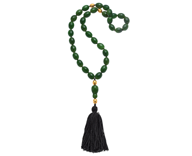An Angela Cummings for Tiffany & Co. nephrite jade and 18K gold necklace attained $30,000 plus the buyer’s premium in December 2021. Image courtesy of Heritage Auctions and LiveAuctioneers.