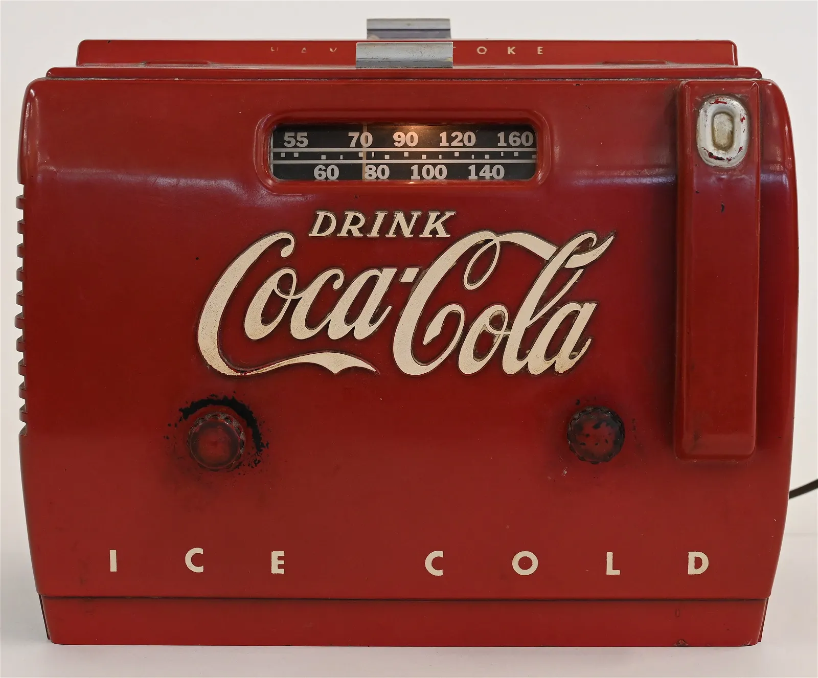 Vintage Coca-Cola collectibles hit the spot at Woody Auction Oct. 28