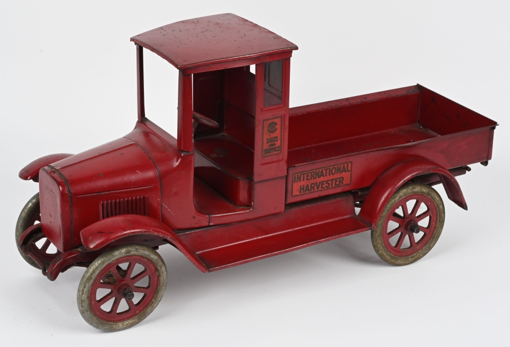 Milestone debuts multi-year sale of Elmer’s Auto and Toy Museum collection Oct. 28