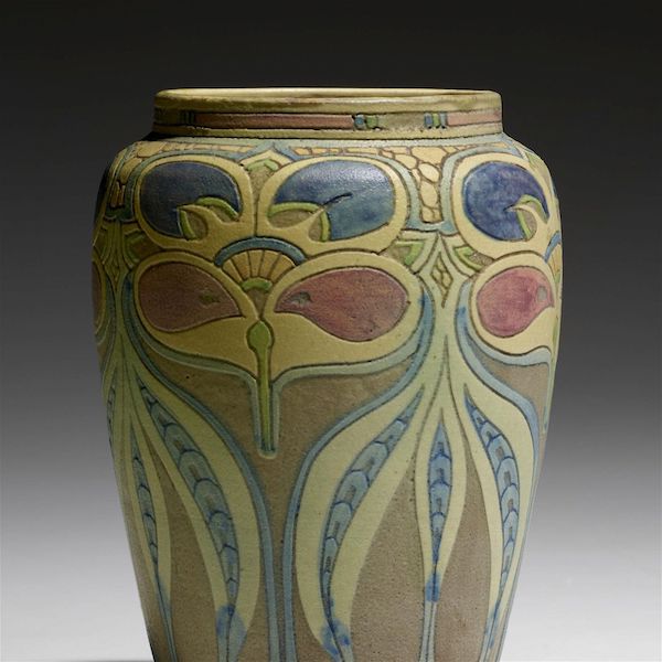 Another angle on a Frederick Hurten Rhead vase made for Rhead Pottery in Santa Barbara, Calif., which achieved $70,000 plus the buyer’s premium in September 2022. Image courtesy of Rago Arts and Auction Center and LiveAuctioneers.
