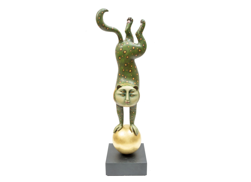A Sergio Bustamante ceramic leopard clawed its way to $7,500 plus the buyer’s premium in May 2021. Image courtesy of Vogt Auction Texas and LiveAuctioneers.