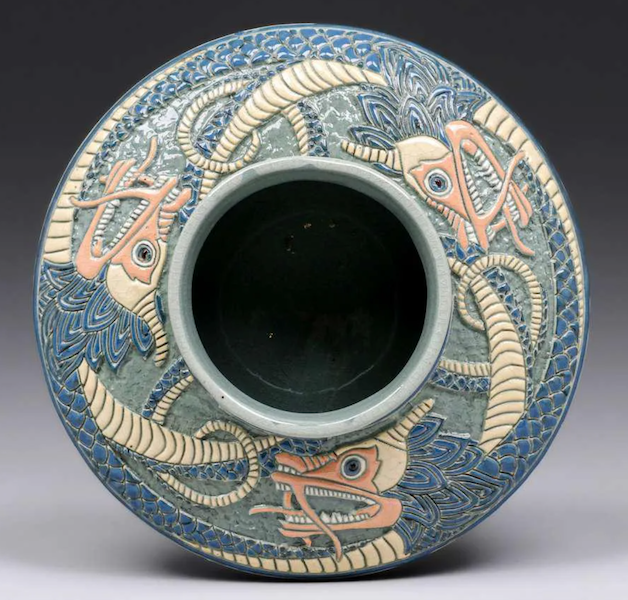 Designed circa-1906-1907 by Frederick Hurten Rhead for Roseville, this Della Robbia carved dragon bowl, artist signed “FLB,” brought $7,000 plus the buyer’s premium in December 2021. Image courtesy of California Historical Design and LiveAuctioneers.