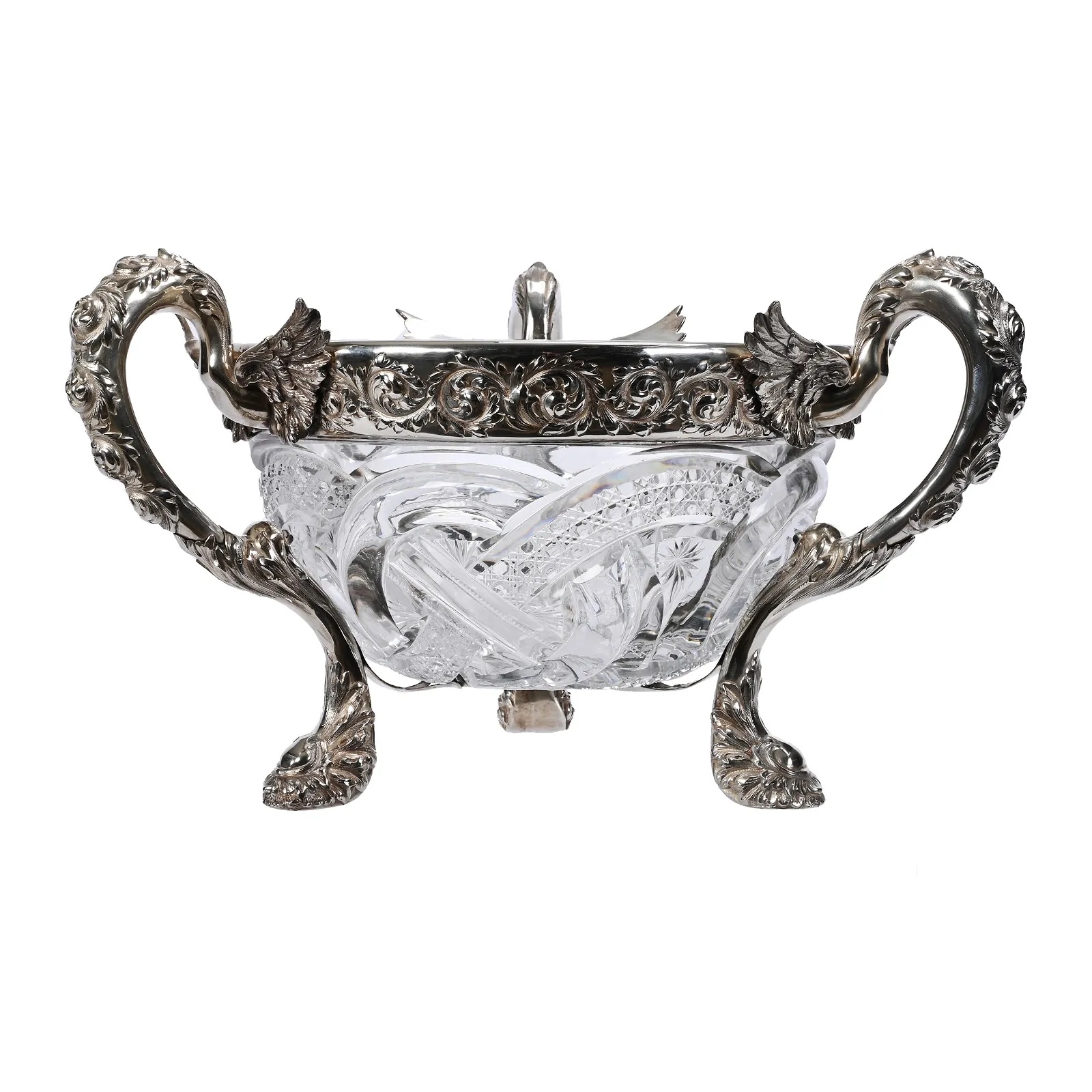 J. Hoare three-handled American brilliant cut glass centerpiece with sterling silver mounts, which sold for $110,000 ($132,000 with buyer's premium) at Woody Auction.