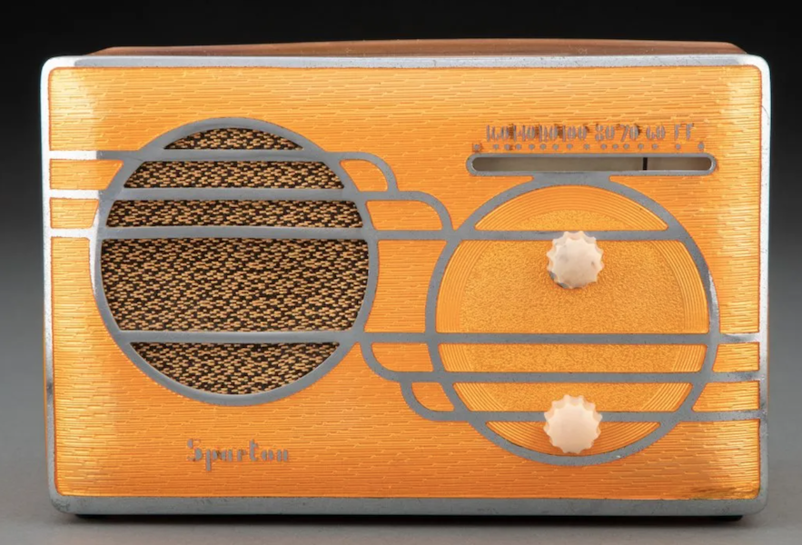 A popular tabletop radio from 1939 was this Walter Dorwin Teague 500C yellow Catalin Cloisonne creation that sold for $6,000 plus the buyer’s premium in June 2023. Image courtesy of Heritage Auctions and LiveAuctioneers.