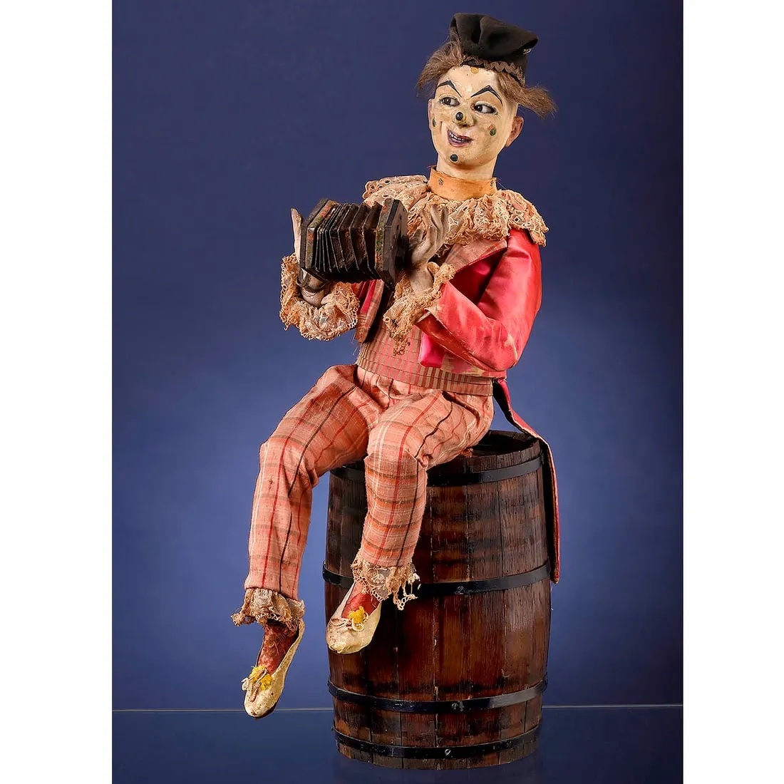 Claude the Clown automaton, estimated at €18,000-€25,000 ($19,555-$27,160) at Breker.