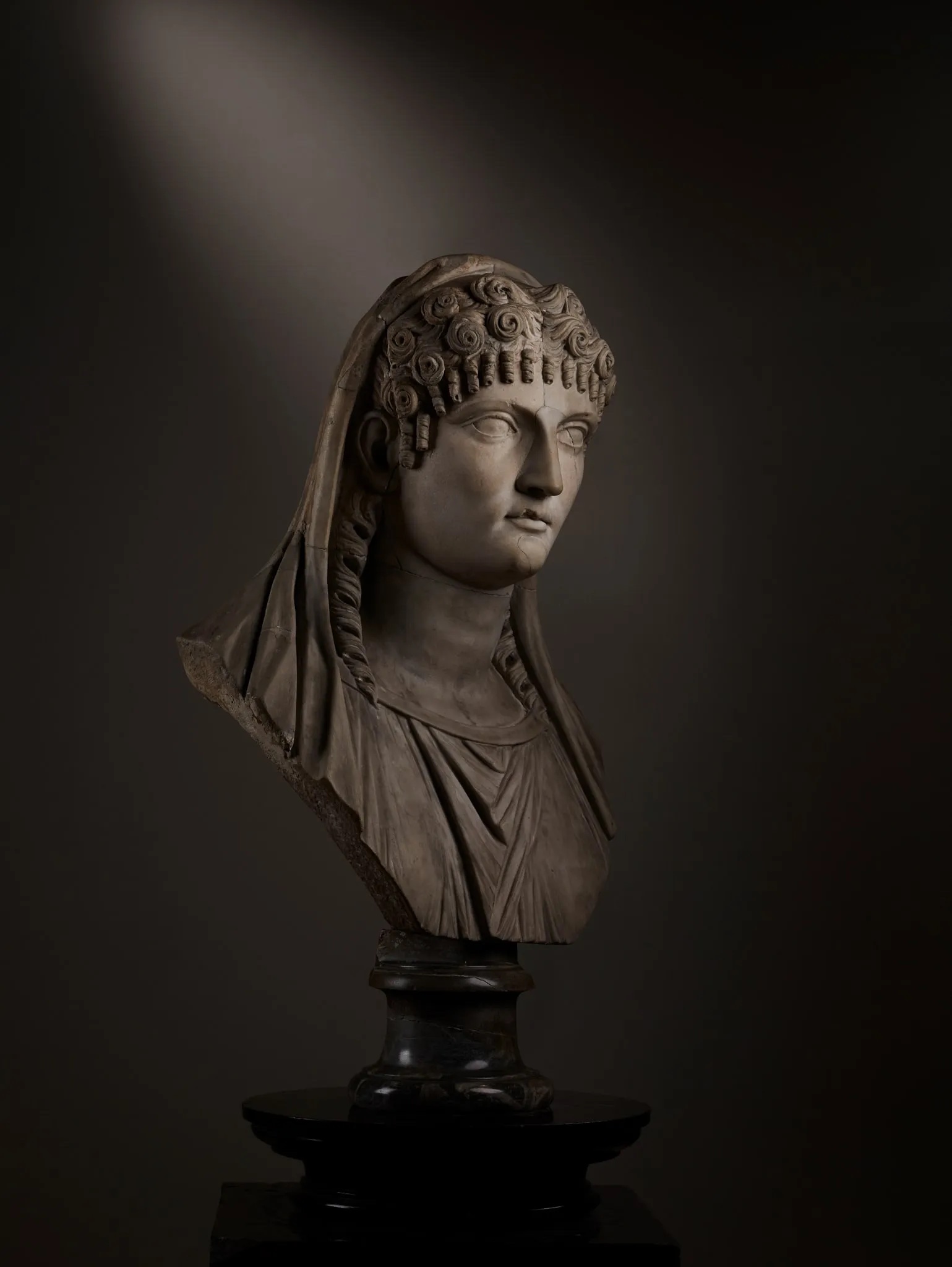 Roman Trajanic marble bust of Pompeia Plotina, which hammered for £600,000 ($767,360) and sold for £780,000 ($988,120) with buyer’s premium at Lyon & Turnbull.