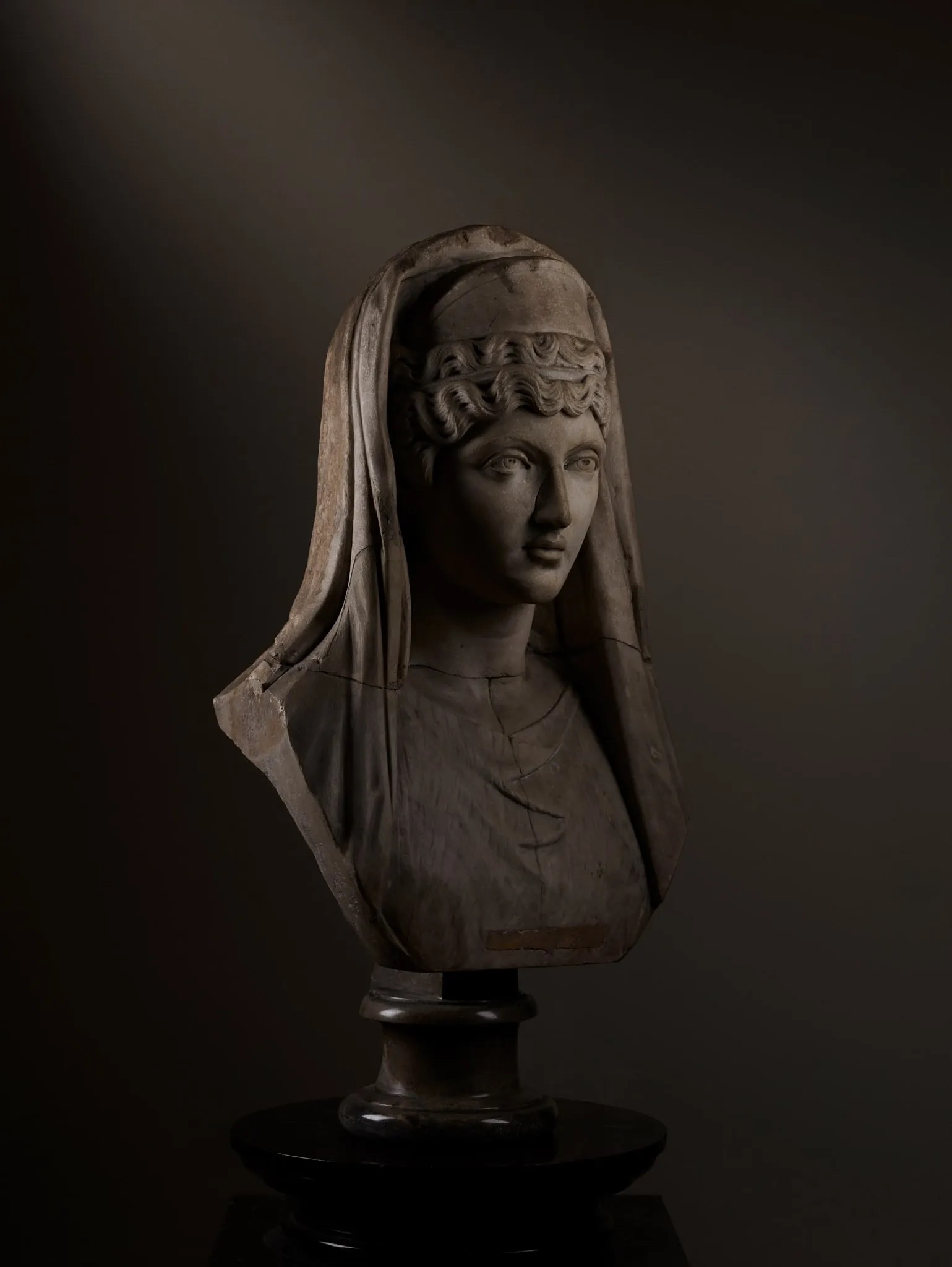 Roman Antonine marble bust of Faustina the Elder, which hammered for £600,000 ($767,360) and sold for £780,000 ($988,120) with buyer’s premium at Lyon & Turnbull.