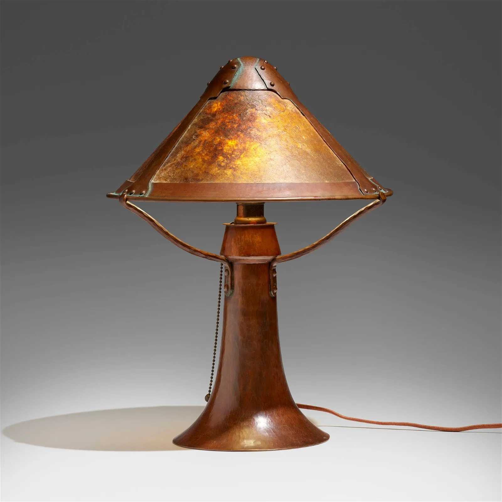 Dirk van Erp and Eleanor Elizabeth D'Arcy Gaw table lamp, which sold for $17,000 ($22,270 with buyer’s premium) at Toomey.
