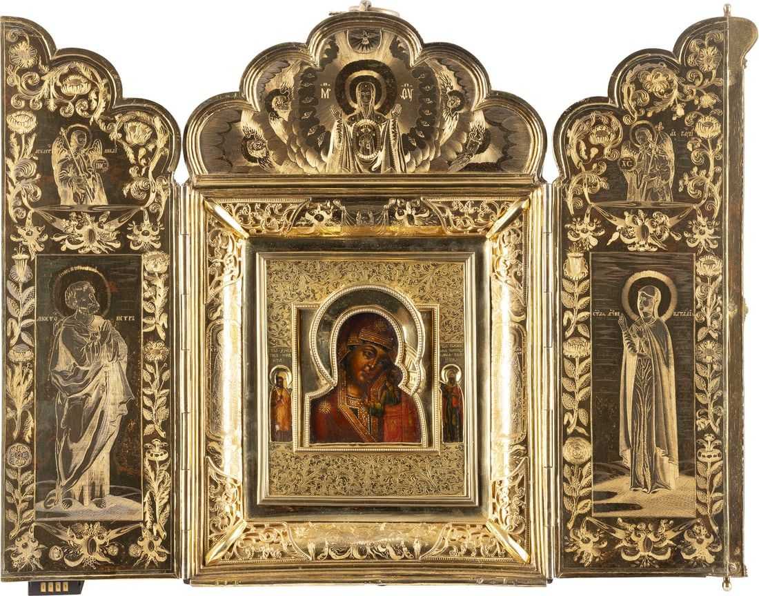 Circa-1800 tempera on wood panel icon of the Lady of Kazan in a silver gilt triptych, which sold for €359,100 ($384,100) with buyer’s premium at Hargesheimer Kunstauktionen. 