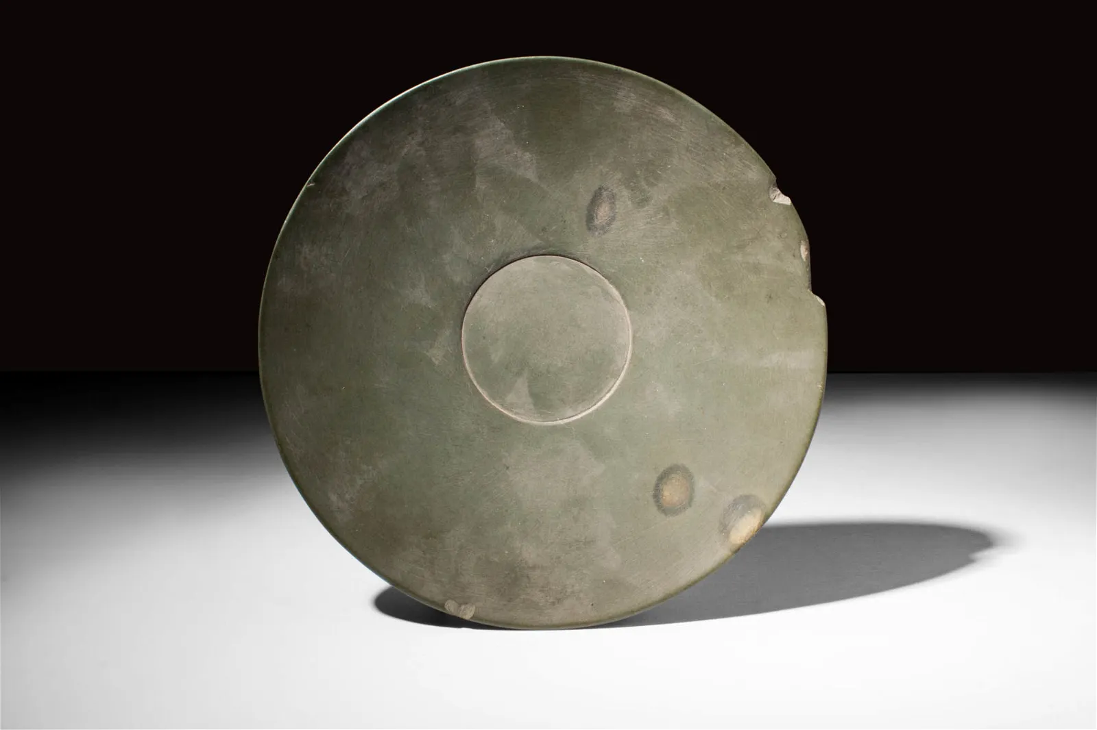 Egyptian Greywacke Bowl, estimated at £6,000-£9,000 ($6,400-$9,600) at Apollo.