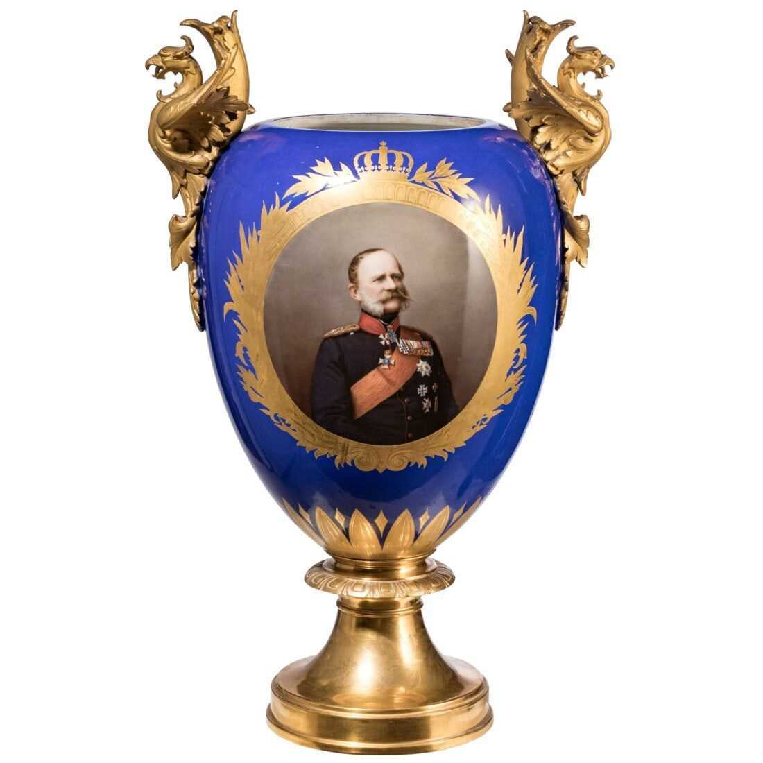 Circa-1850 large KPM porcelain vase with a portrait of King Wilhelm I of Württemberg, estimated at €8,000-€16,000 ($8,560-$17,115) at Hermann Historica on May 7.