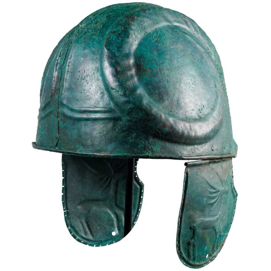 Bronze helmet decorated with an image of ram’s horns, made in the 4th century BC in the northern Black Sea area, estimated at €12,000-€24,000 ($12,840-$25,685) at Hermann Historica on May 14.