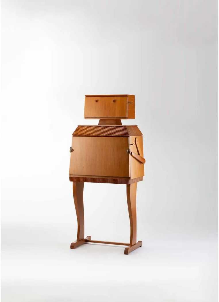Borghesani Robot Bar leads Piasa&#8217;s Art + Design &#8211; An Eclectic Collection sale April 25