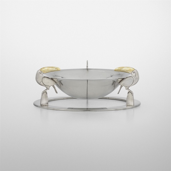 This Art Deco-era footed silver dish for Gorham by Erik Magnussen, having toucan-form handles, made $6,000 plus the buyer’s premium in May 2023. Image courtesy of Toomey & Co. Auctioneers and LiveAuctioneers.