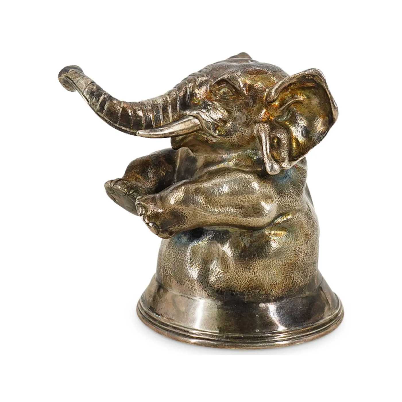 Russian 875 Silver Elephant Stirrup Cup, estimated at $1,000-$3,000 at Akiba.